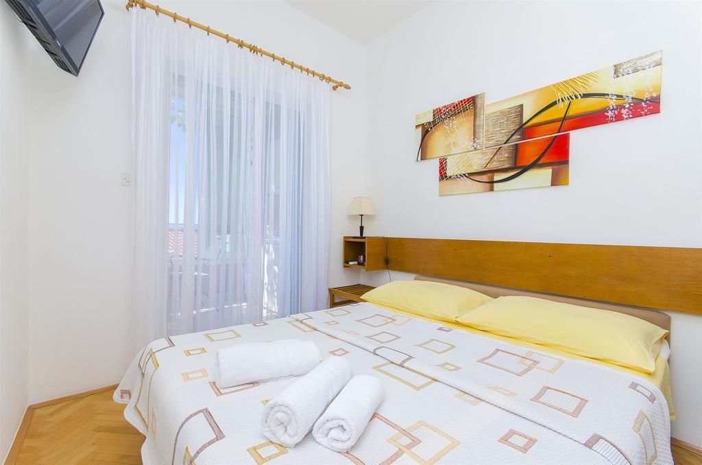 Apartments Kunac Podgora Ngoại thất bức ảnh
