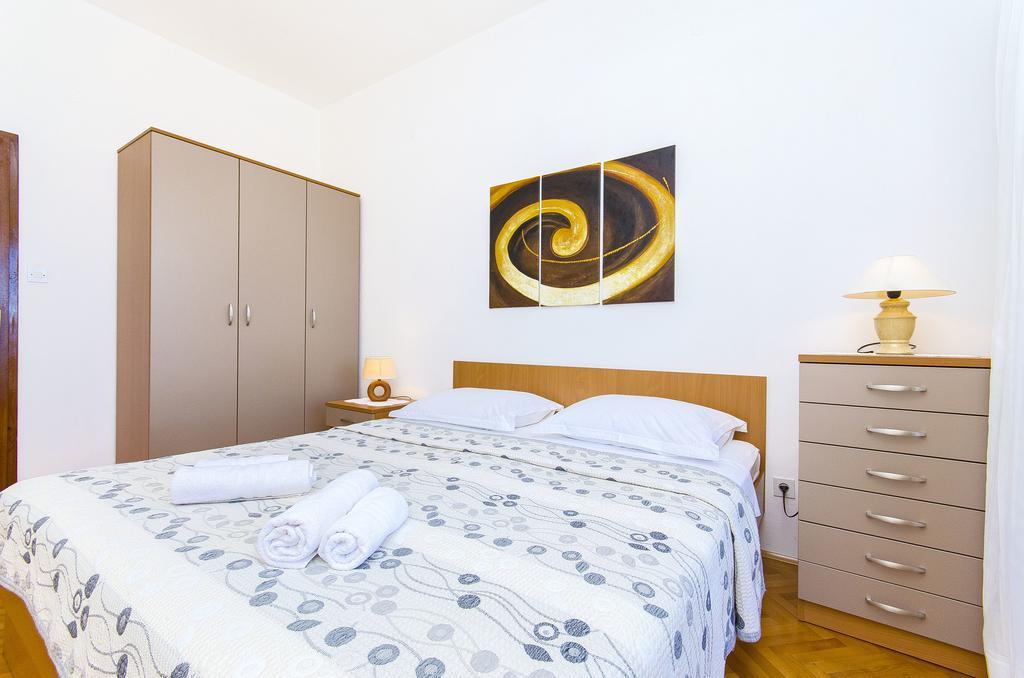 Apartments Kunac Podgora Phòng bức ảnh